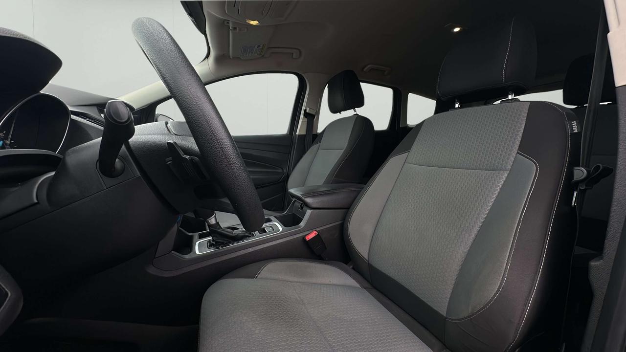 2017 Ford Escape SE Photo