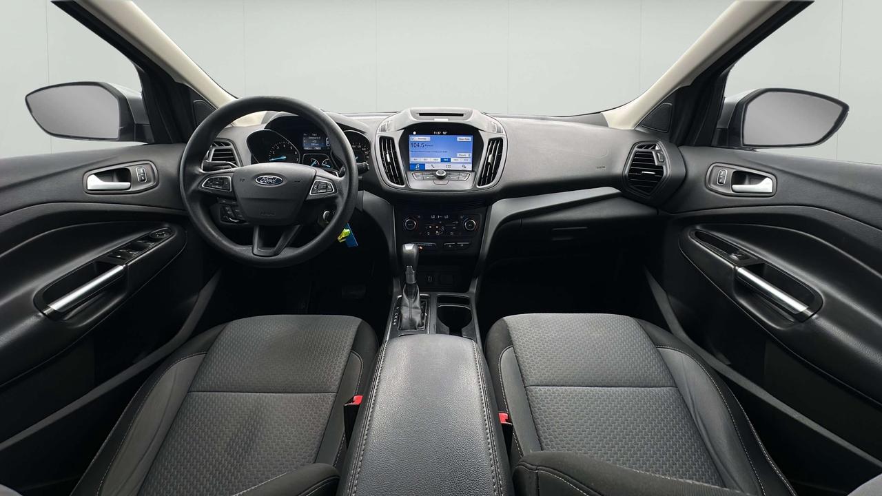 2017 Ford Escape SE Photo