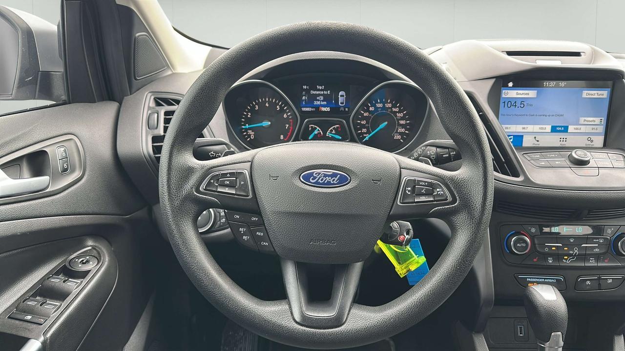 2017 Ford Escape SE Photo