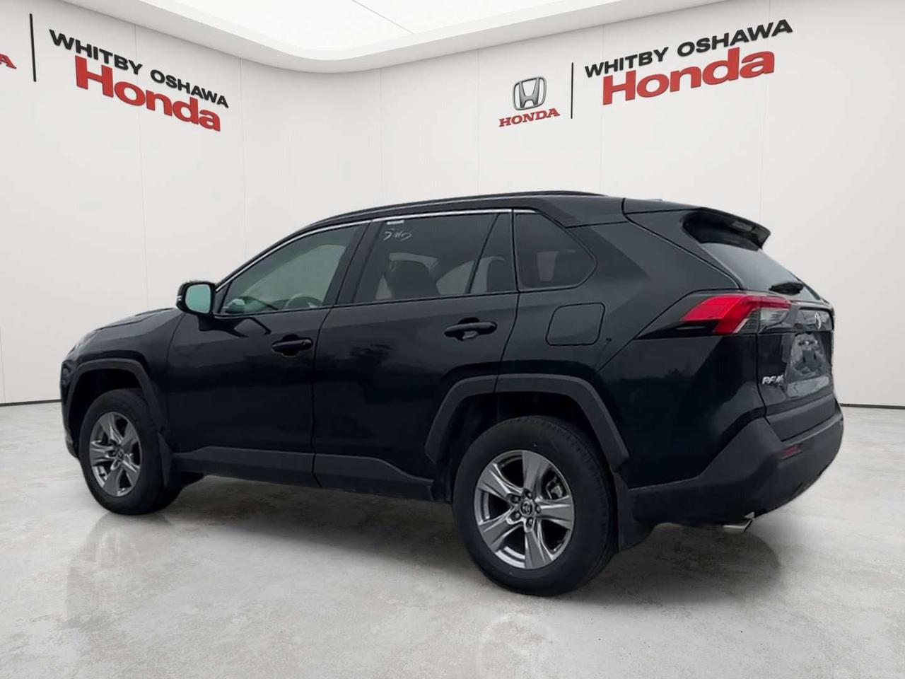 2025 Toyota RAV4 XLE Photo