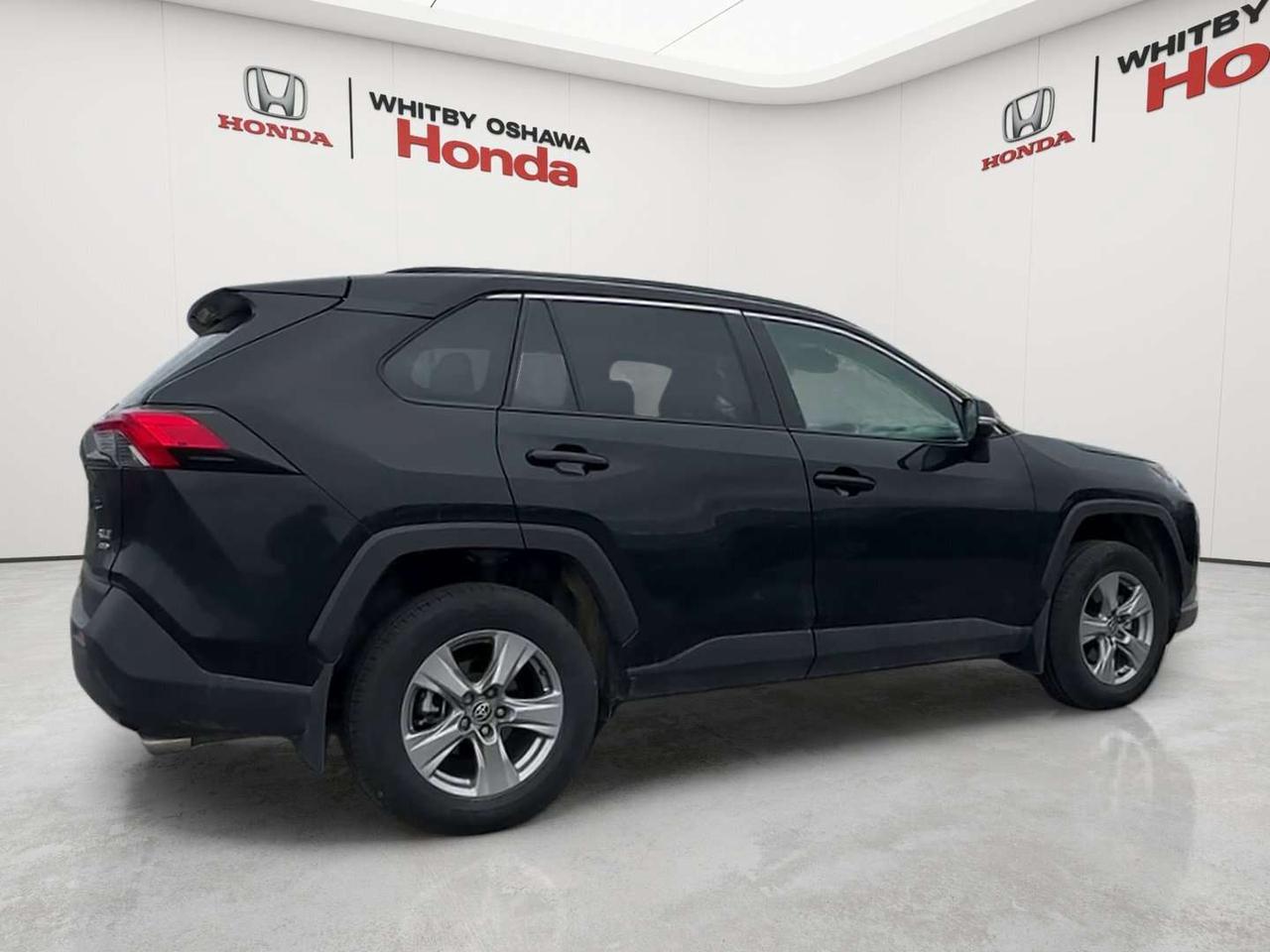 2025 Toyota RAV4 XLE Photo