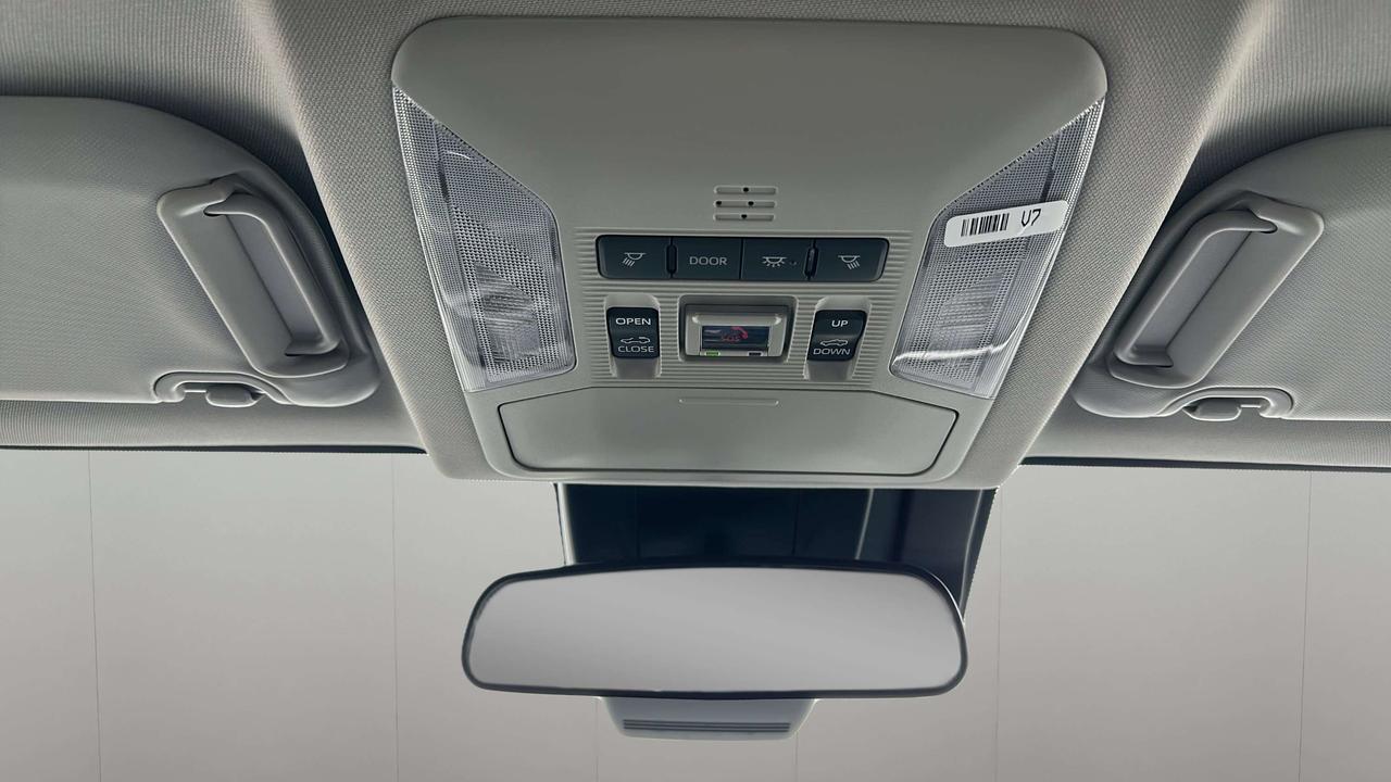 2025 Toyota RAV4 XLE Photo