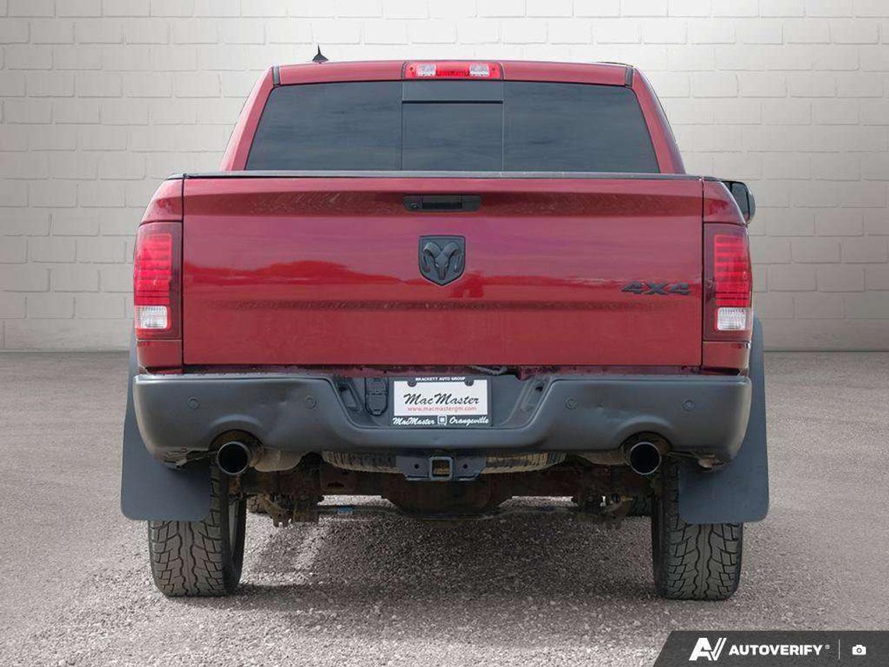 2021 RAM 1500 WARLOCK, 5.7L HEMI V8, 4X4, ALLOYS, NAV, 1-OWNER, CERTIFIED PREOWNED! Photo3