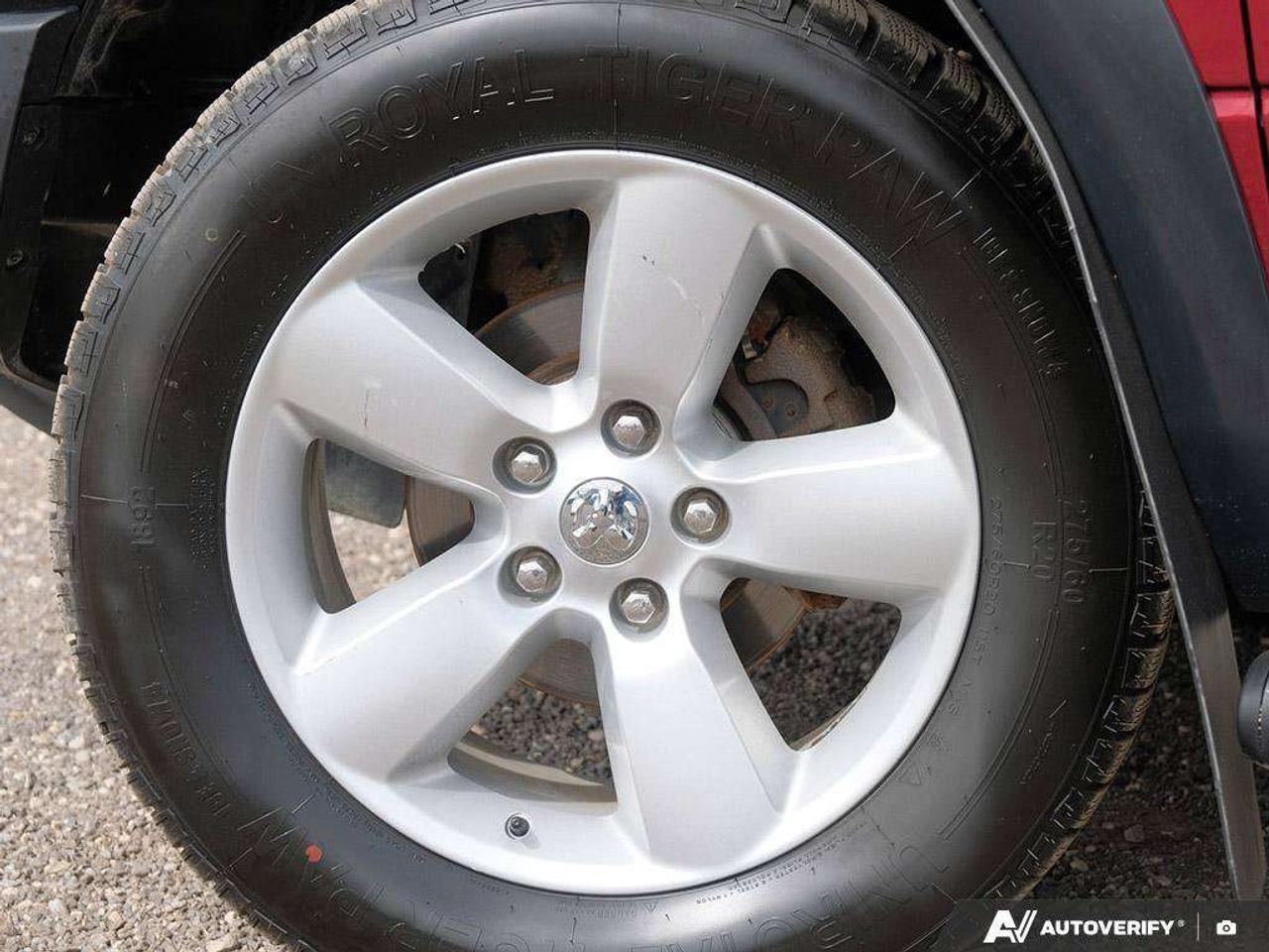 2021 RAM 1500 WARLOCK, 5.7L HEMI V8, 4X4, ALLOYS, NAV, 1-OWNER, CERTIFIED PREOWNED! Photo