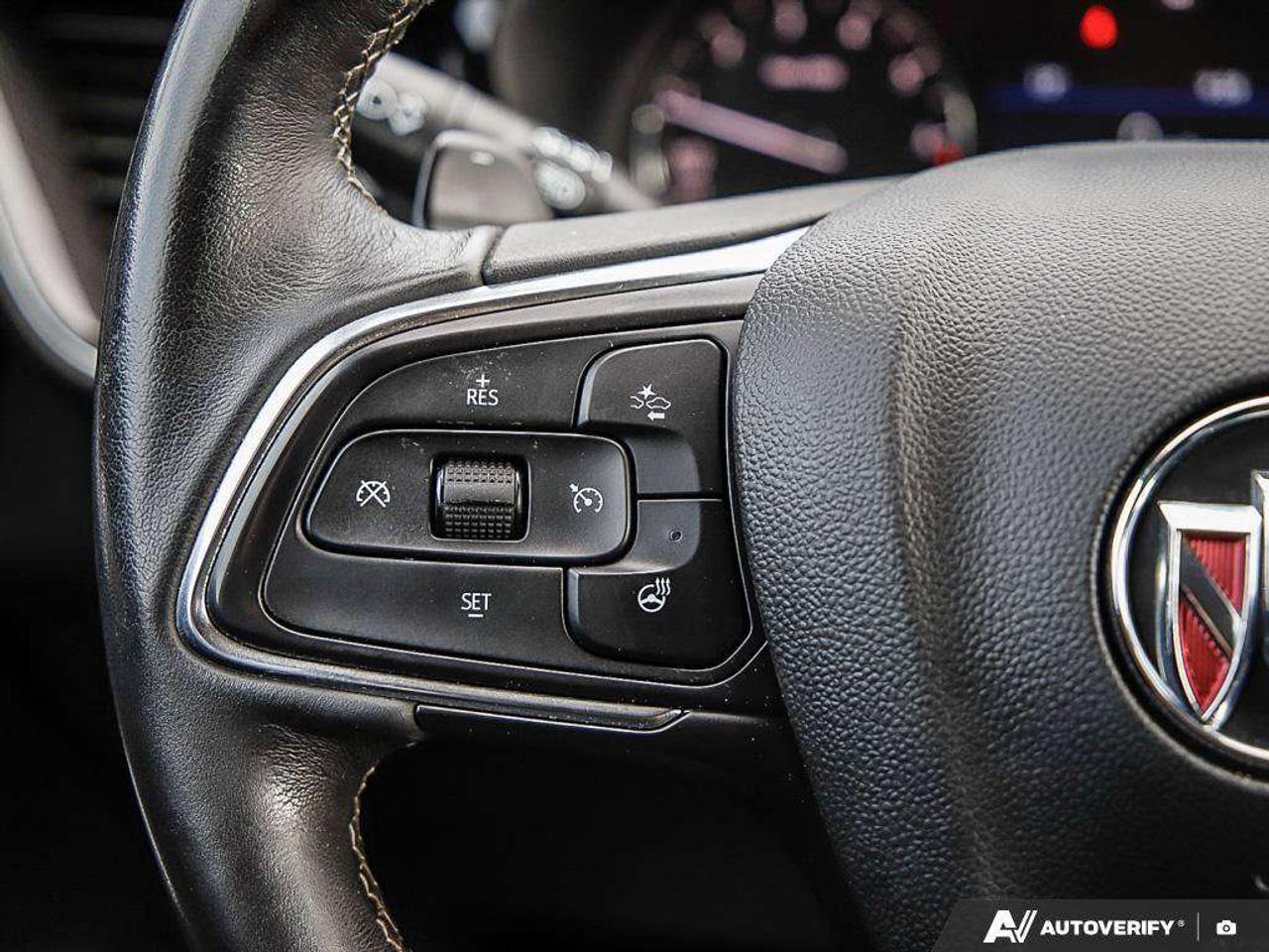 2021 Buick Envision PREFERRED, 2.0L 4-CYL, AWD, ALLOYS, CLOTH/LEATHER, MACMASTER ORIGINAL, CERTIFIED PREOWNED! Photo