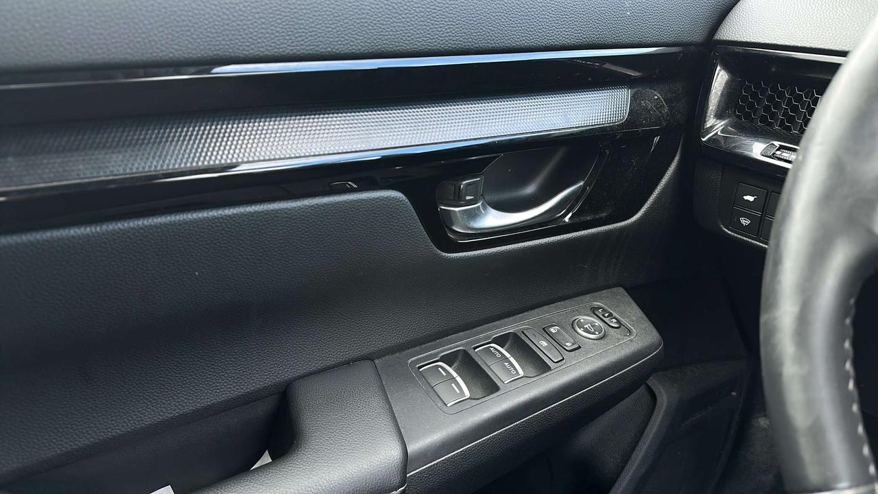 2025 Honda CR-V Sport Photo