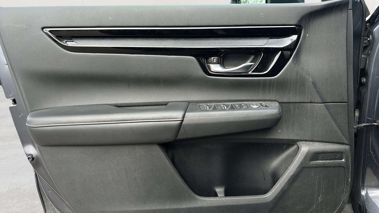 2025 Honda CR-V Sport Photo