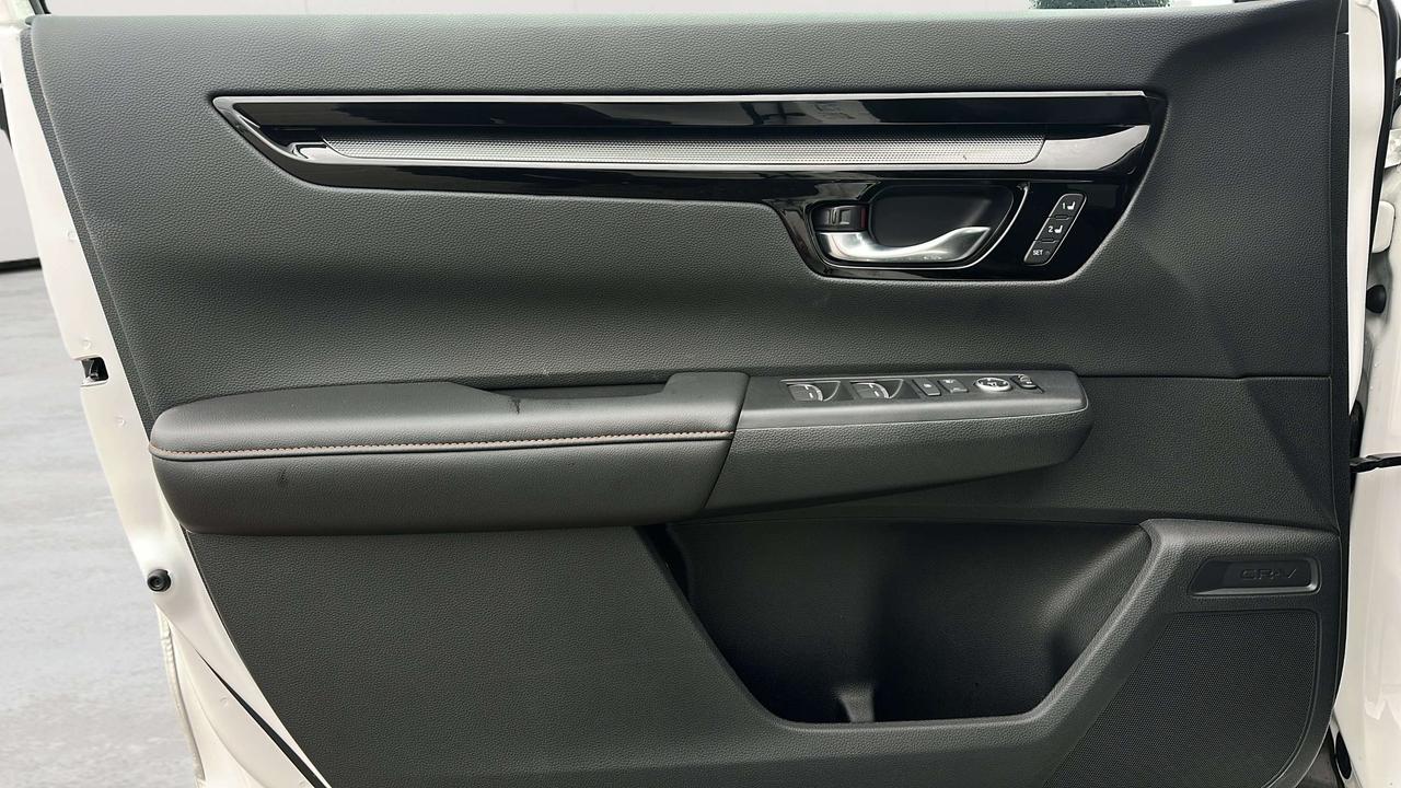 2026 Honda CR-V Touring Photo