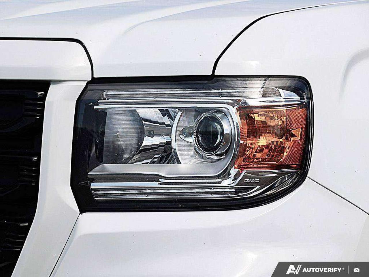 2022 GMC Canyon 3.6L V6, 4X4, ALLOYS, CLOTH, 1-OWNER, MACMASTER ORIGINAL, CERTIFIED AS-TRADED! Photo