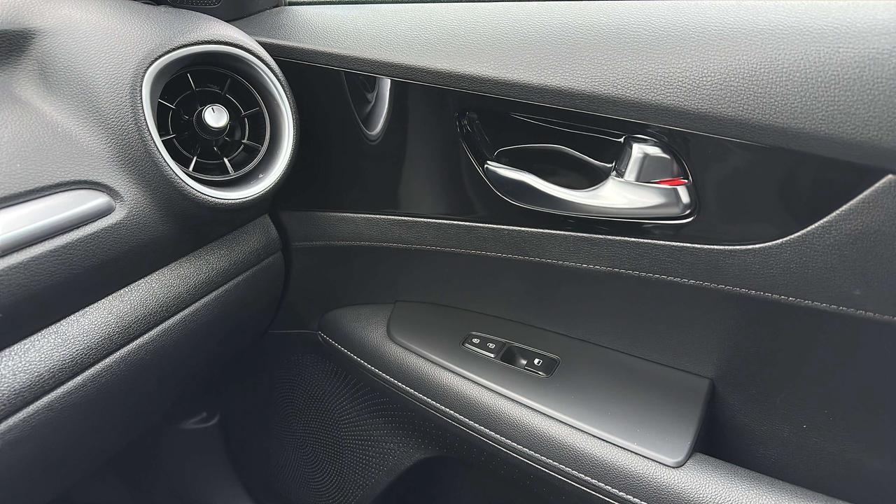 2022 Kia Forte EX Photo