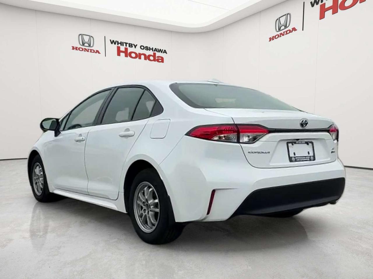 2025 Toyota Corolla LE Photo