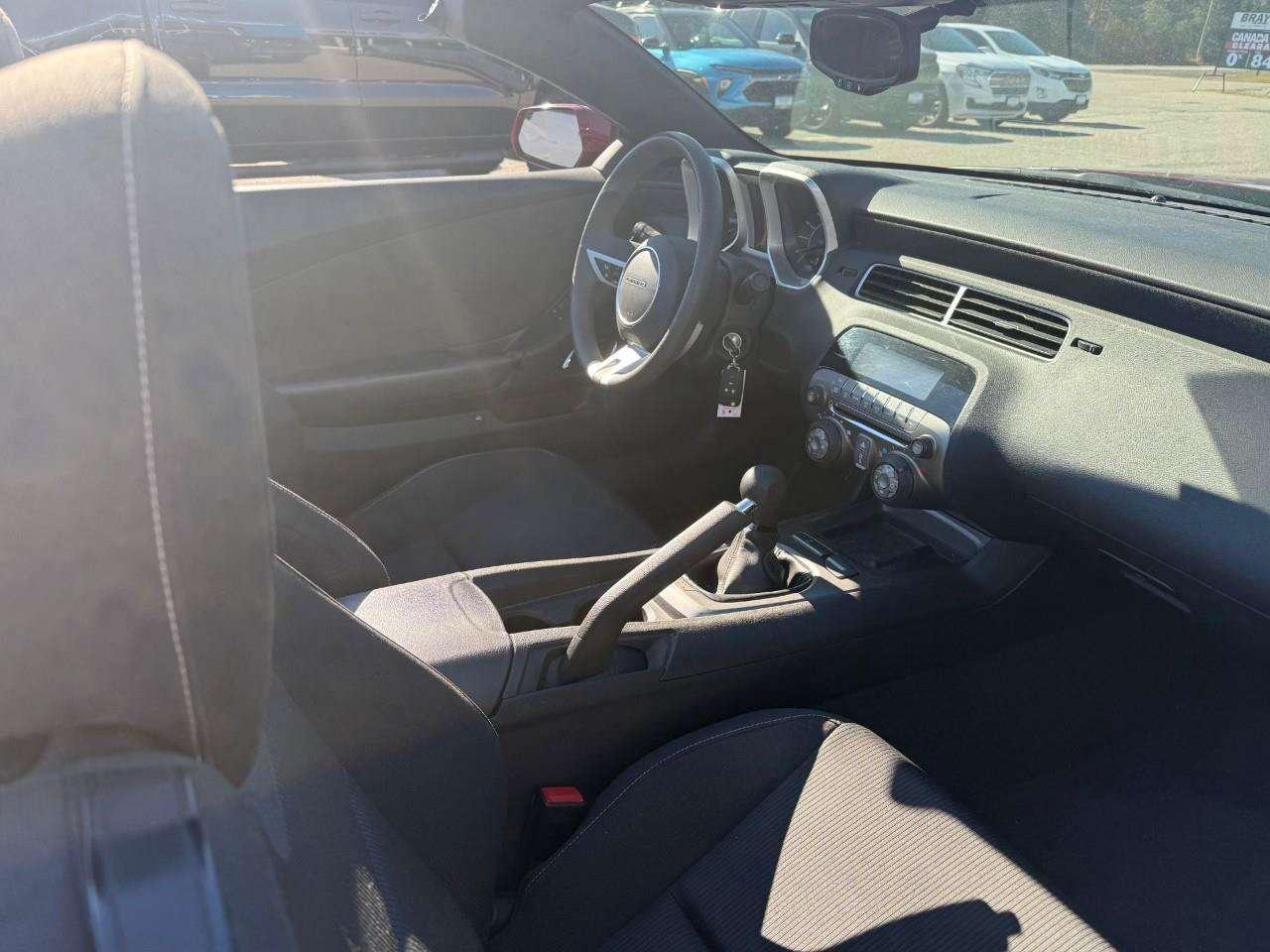 2011 Chevrolet Camaro CONVERTIBLE. 6 SPEED MANUAL TRANSMISSION. 20 INCH ALUMINUM WHEELS. RALLY SPORT PKG. CERTIFIED. Photo
