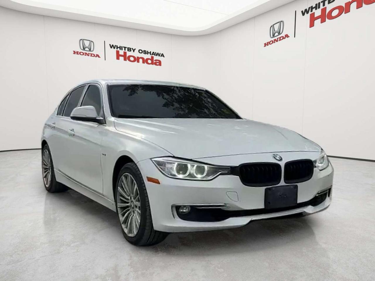 2013 BMW 3 Series 328i xDrive Photo