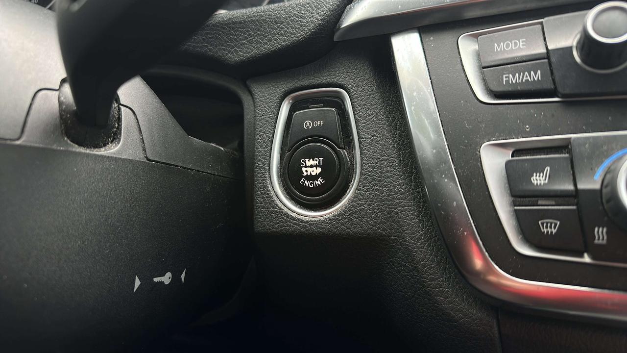 2013 BMW 3 Series 328i xDrive Photo
