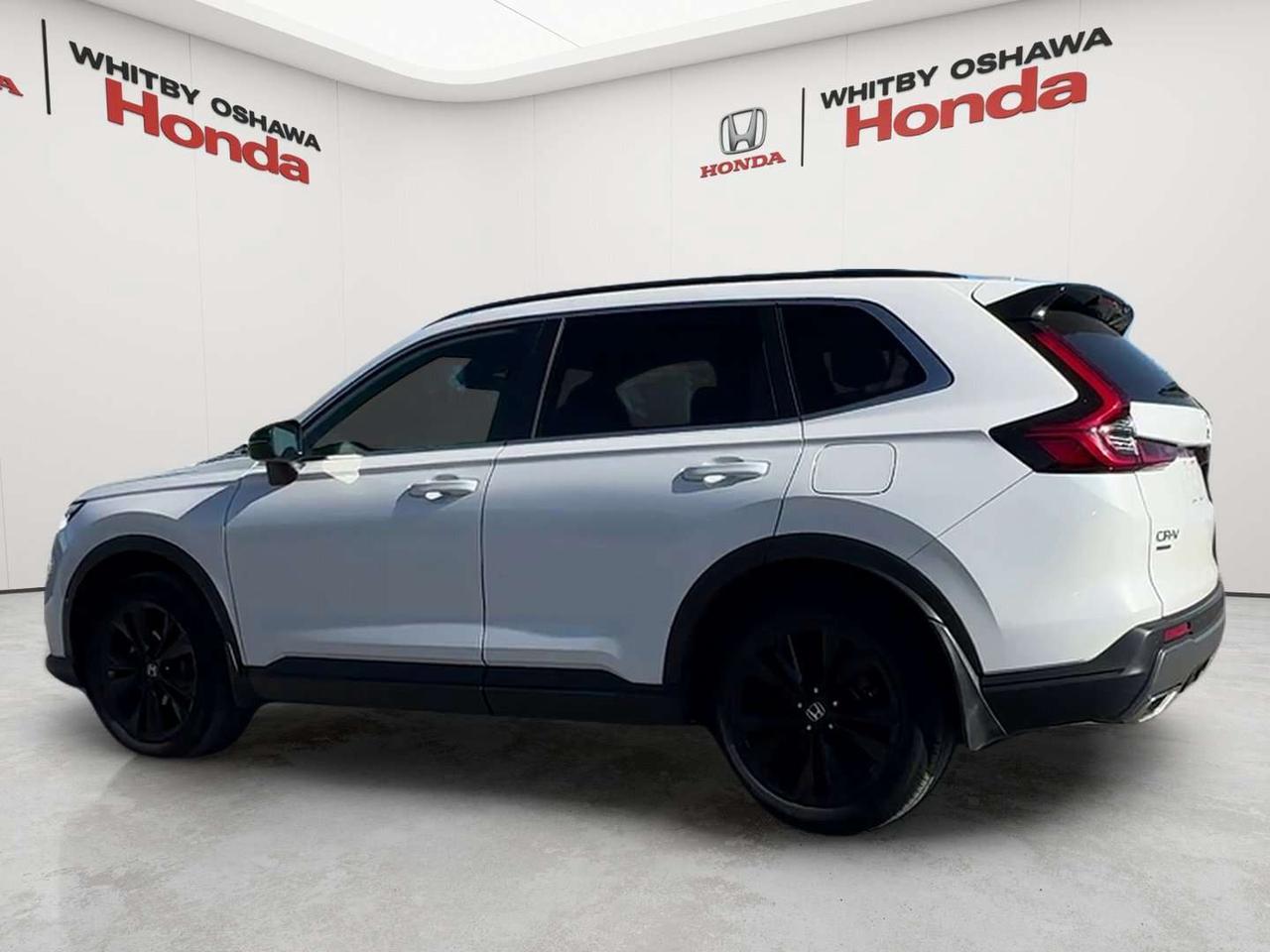 2024 Honda CR-V Touring Photo3