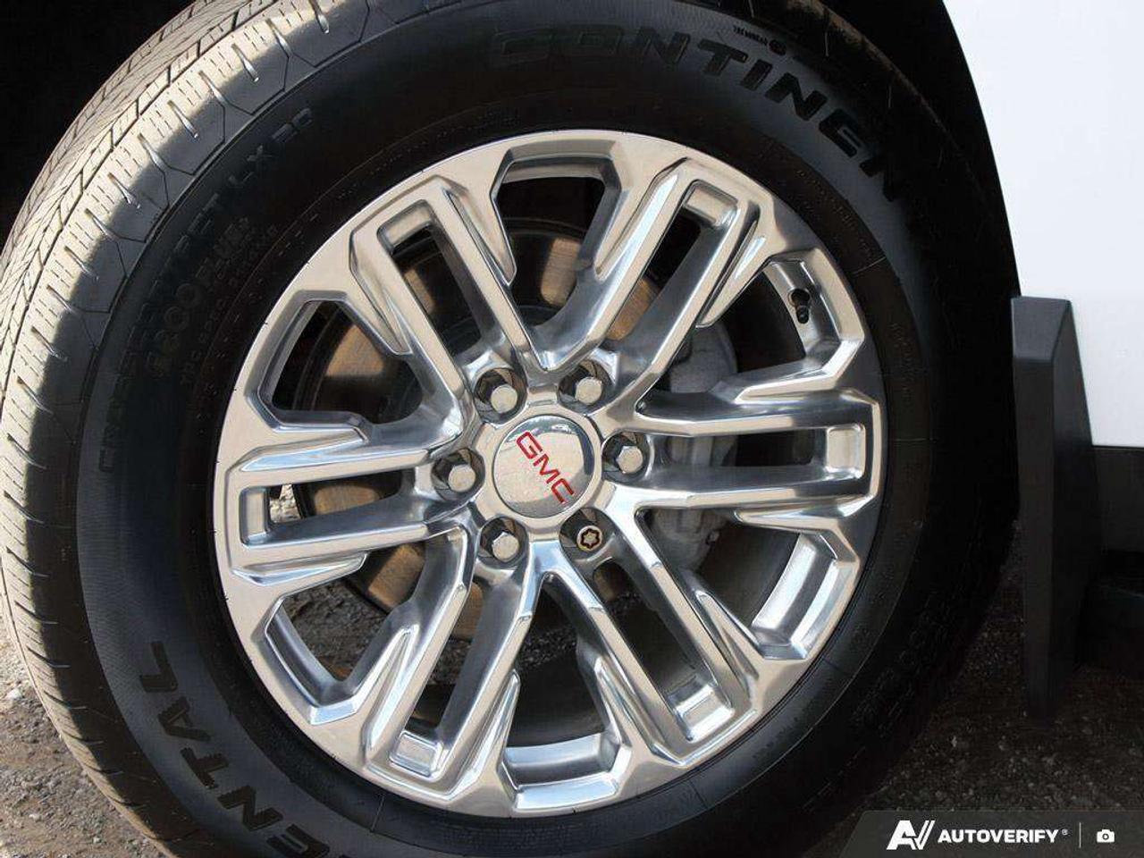 2023 GMC Yukon SLE, 5.3L V8, 4X4, ALLOYS, 8-PASSENGER, CLOTH, MACMASTER ORIGINAL, 1-OWNER, CERTIFIED PREOWNED! Photo