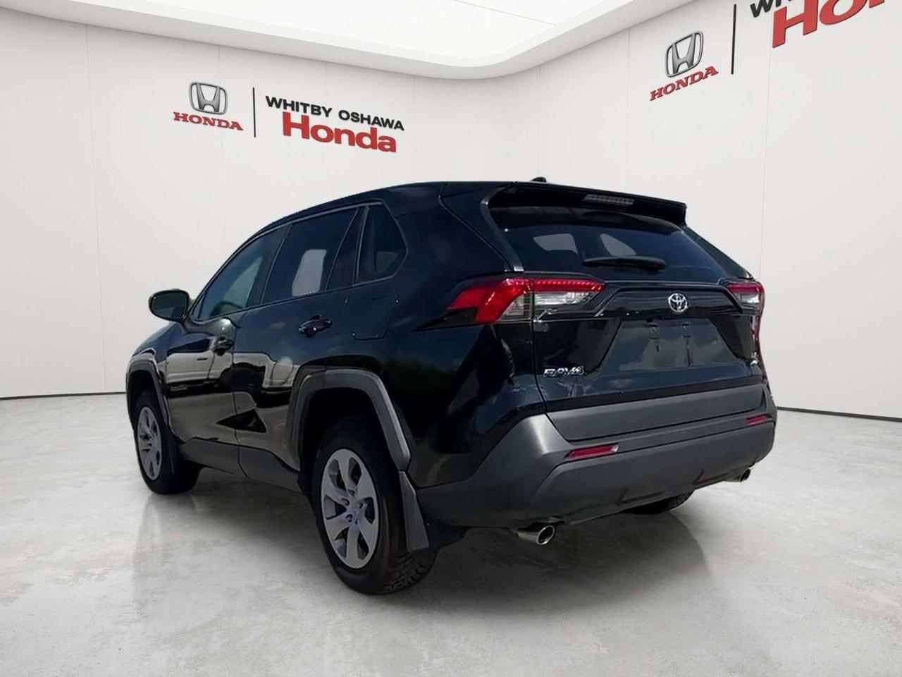2023 Toyota RAV4 LE Photo