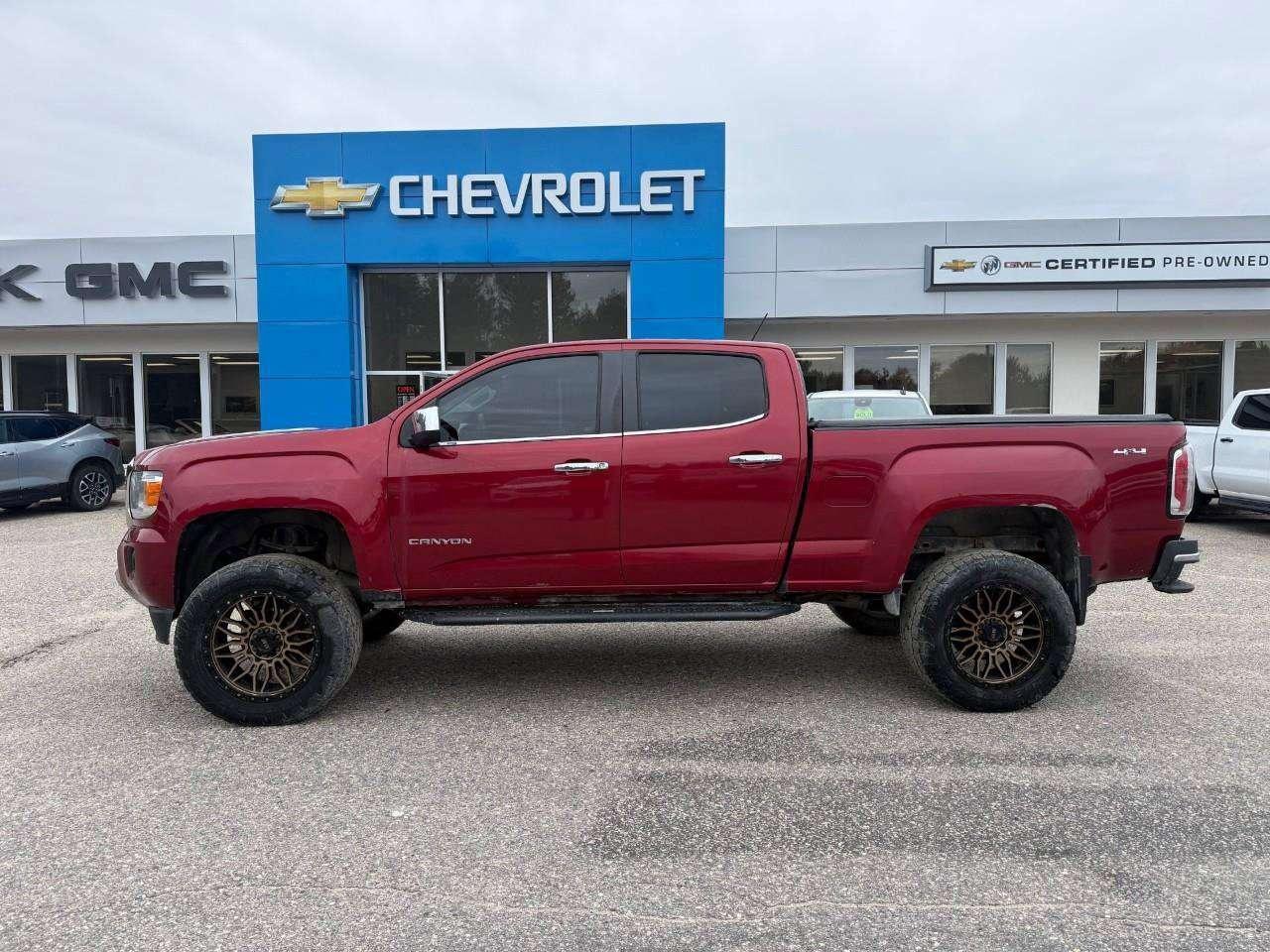 2018 GMC Canyon BRAY ORIGINAL. RUNNING BOARDS. BEDLINER. TONNEAU COVER. HEAVY DUTY TRAILERING PKG. CERTIFIED. Photo