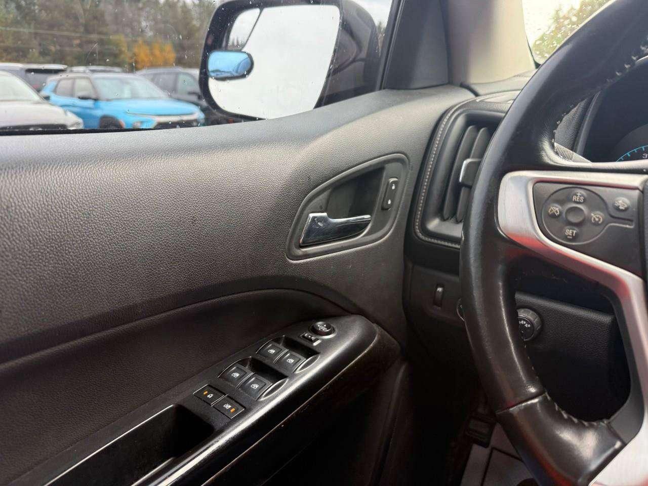 2018 GMC Canyon BRAY ORIGINAL. RUNNING BOARDS. BEDLINER. TONNEAU COVER. HEAVY DUTY TRAILERING PKG. CERTIFIED. Photo