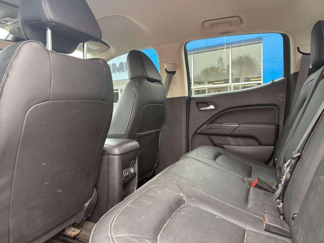 2018 GMC Canyon BRAY ORIGINAL. RUNNING BOARDS. BEDLINER. TONNEAU COVER. HEAVY DUTY TRAILERING PKG. CERTIFIED. Photo