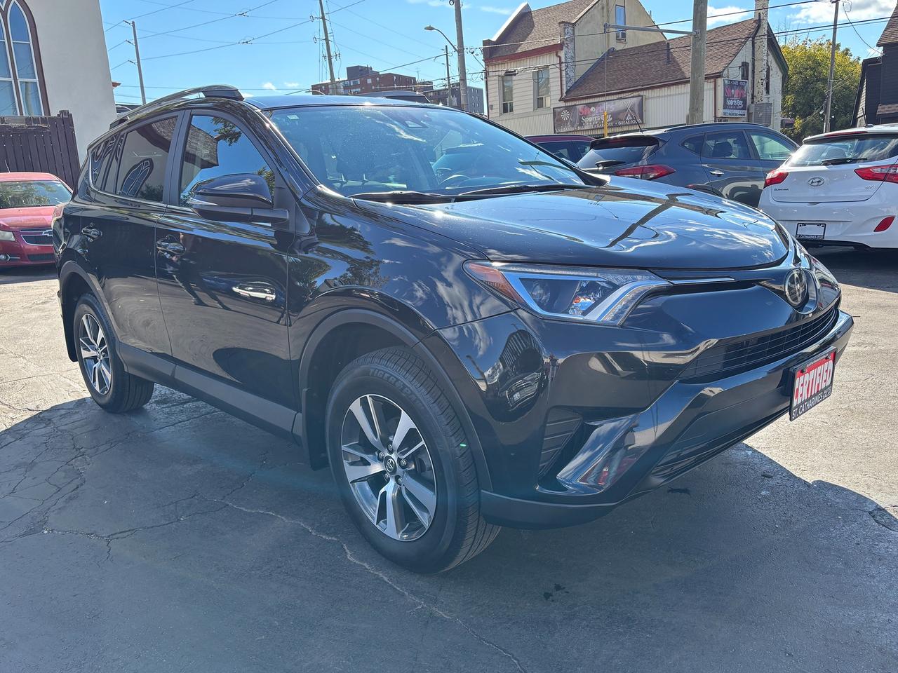 2018 Toyota RAV4 FWD LE Photo