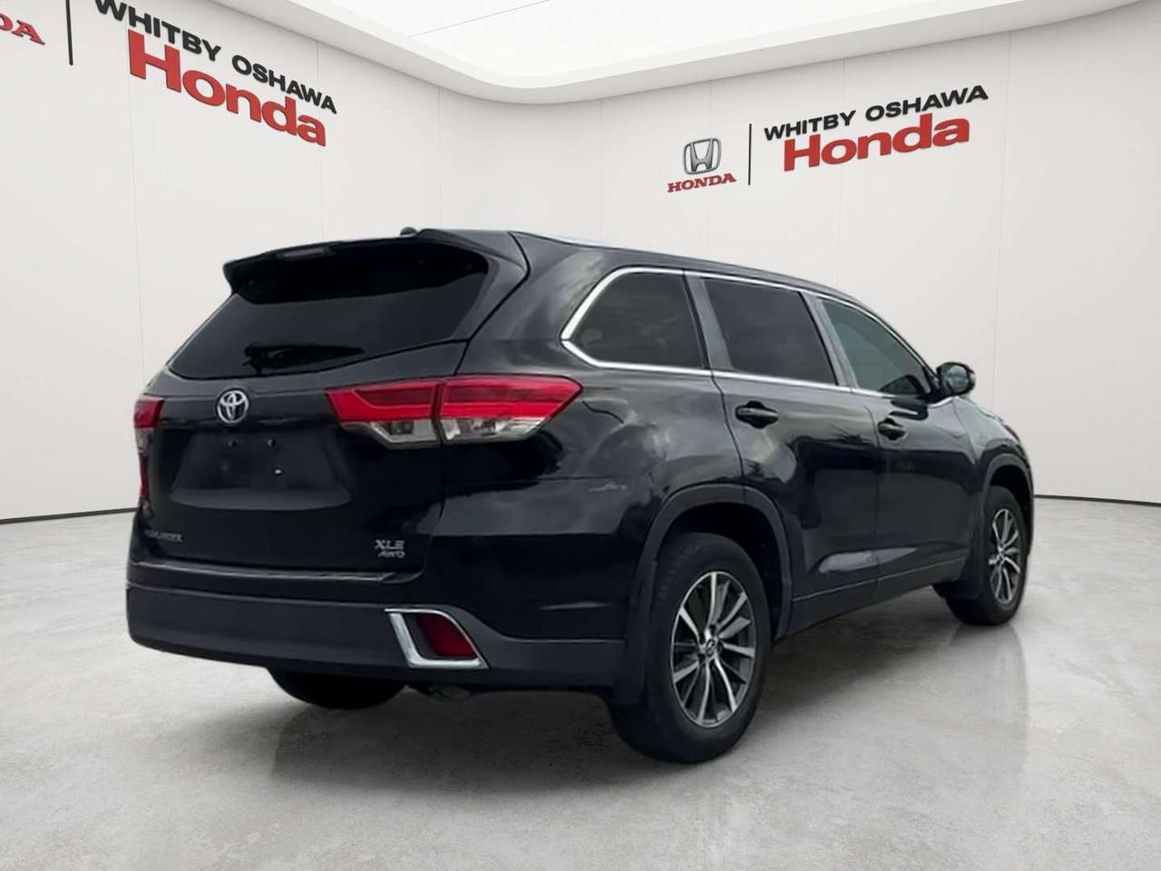 2018 Toyota Highlander XLE Photo