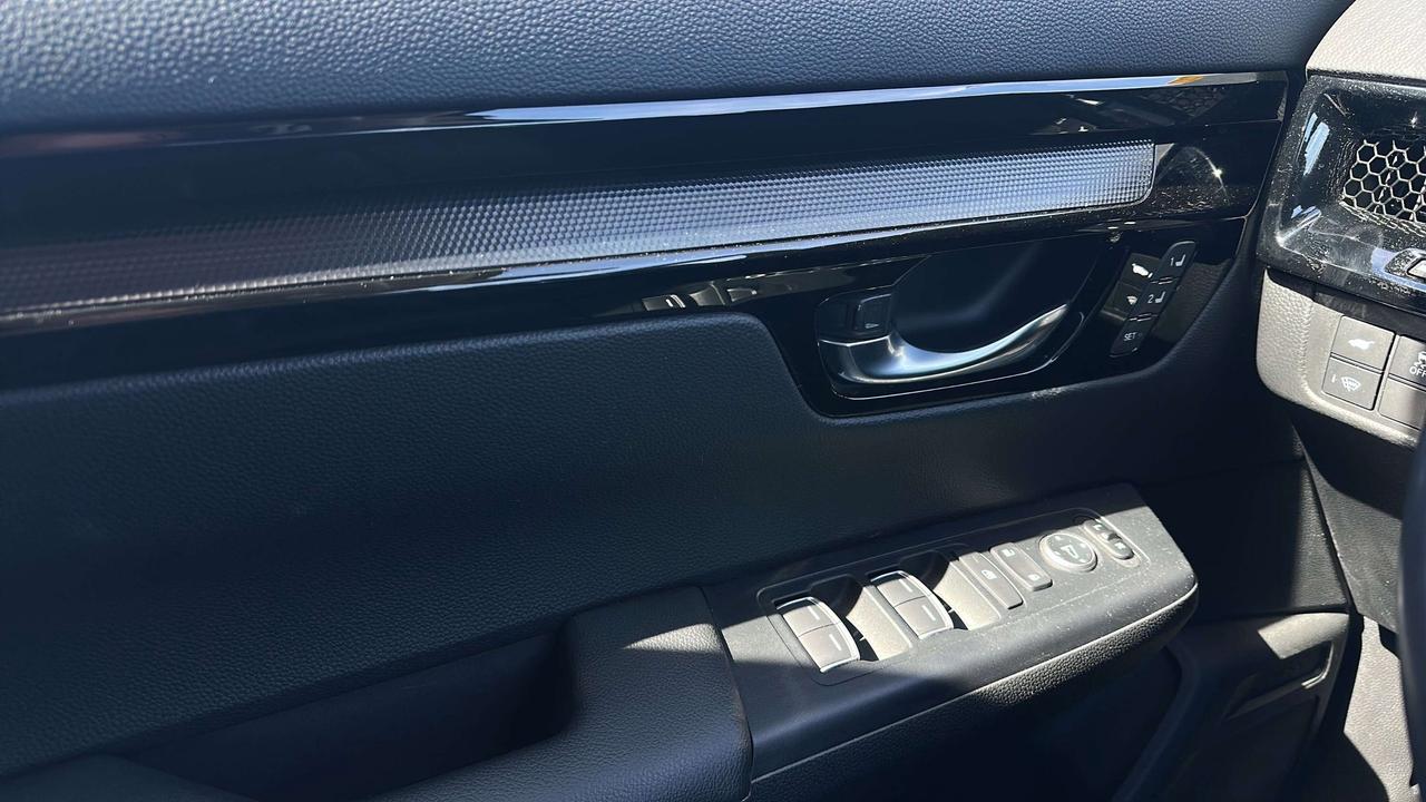 2024 Honda CR-V EX-L Photo