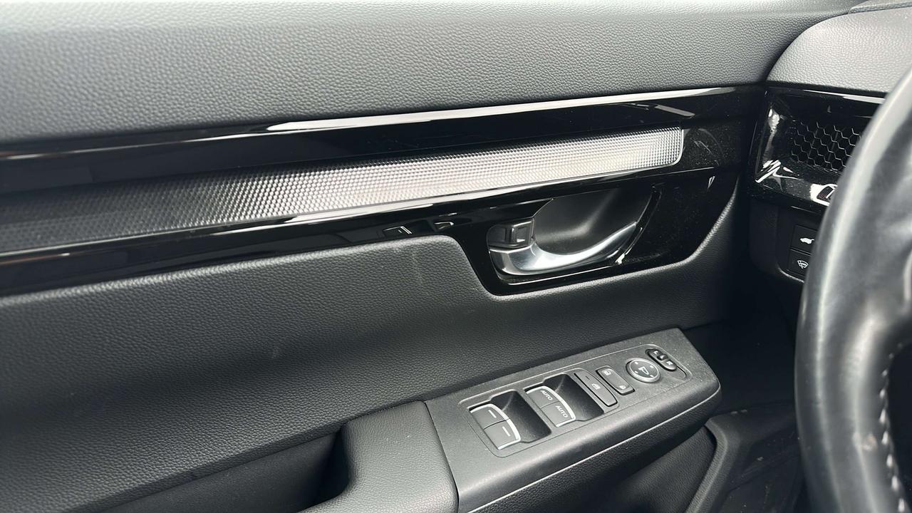 2025 Honda CR-V Sport Photo