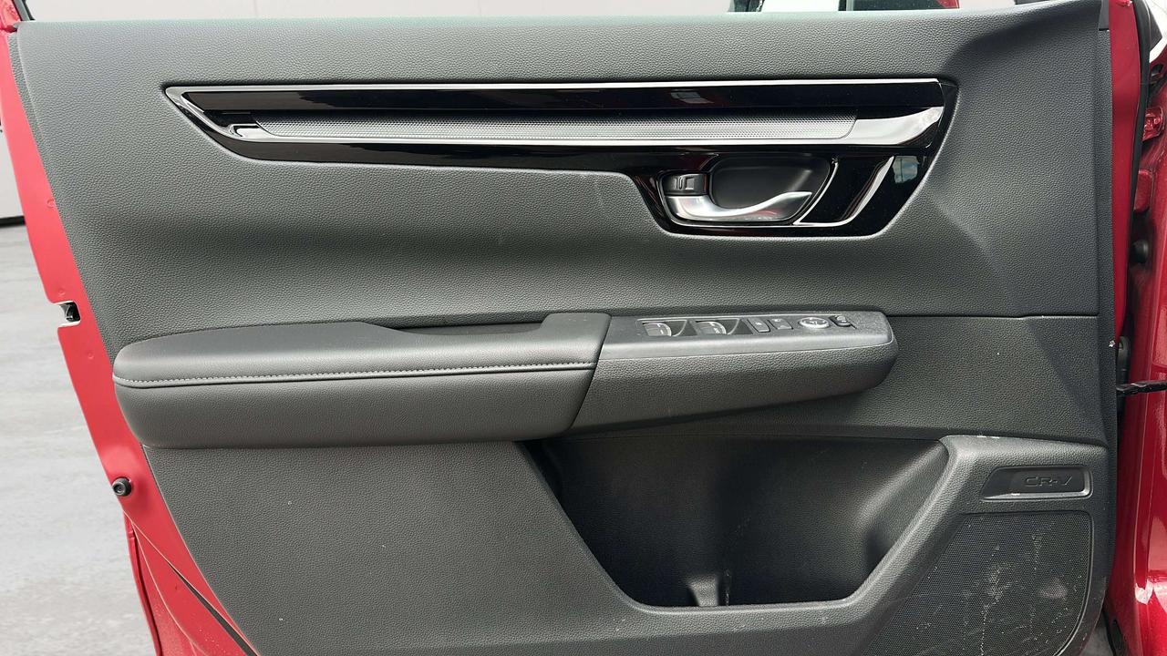 2025 Honda CR-V Sport Photo