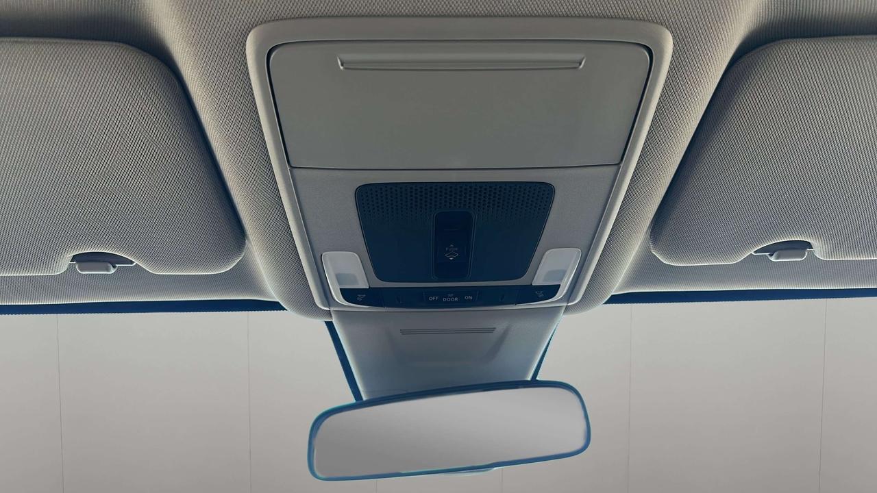2025 Honda CR-V Sport Photo
