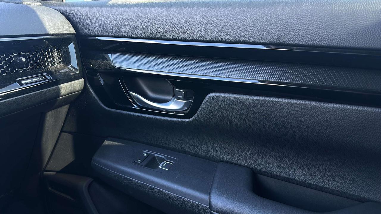 2023 Honda CR-V Sport Photo
