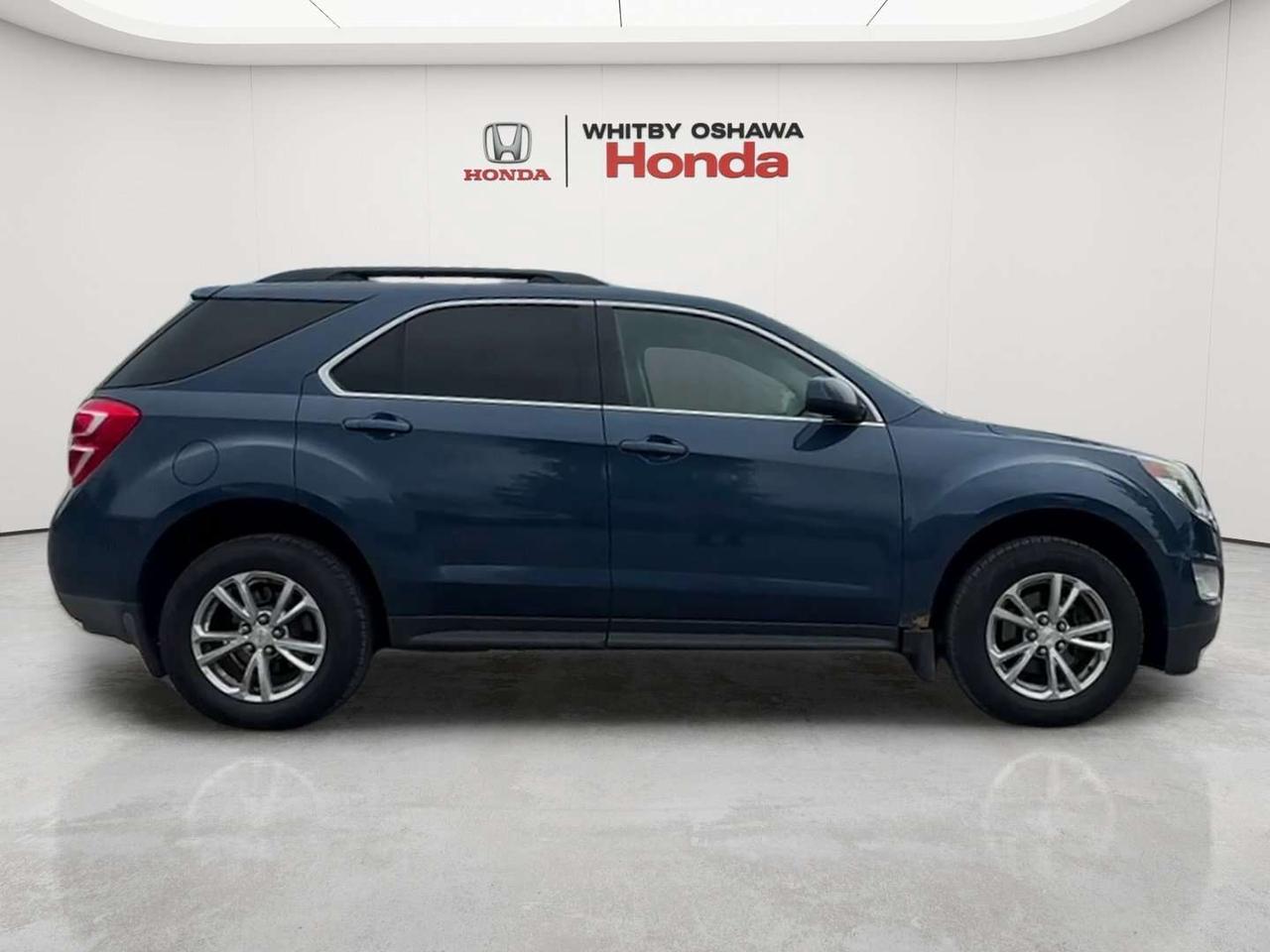 2017 Chevrolet Equinox LT Photo