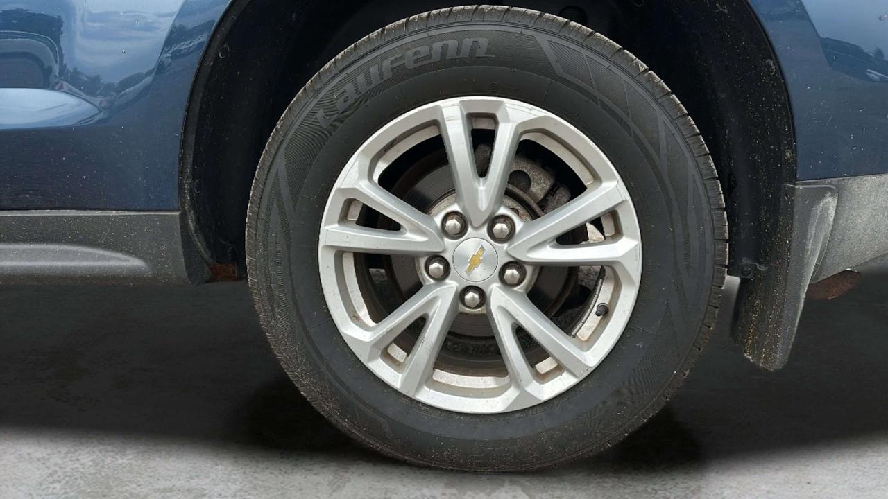 2017 Chevrolet Equinox LT Photo