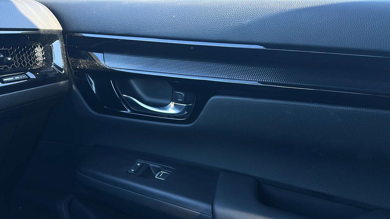 2026 Honda CR-V Touring Photo