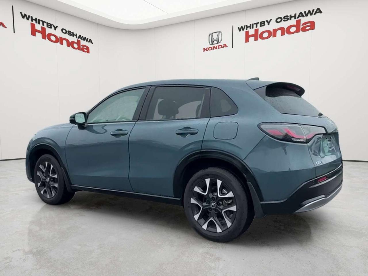 2026 Honda HR-V EX-L Photo3
