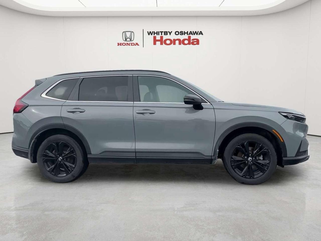 2025 Honda CR-V Touring Photo