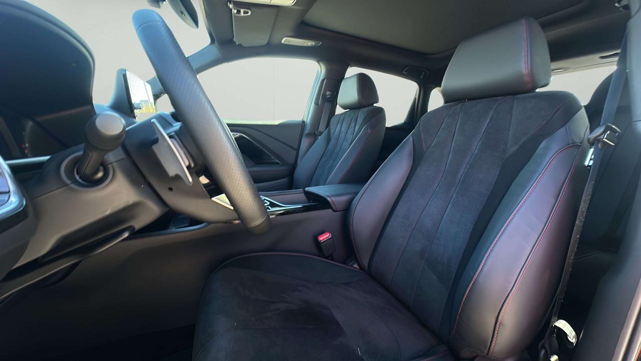 2026 Acura ADX Platinum Elite A-Spec Photo
