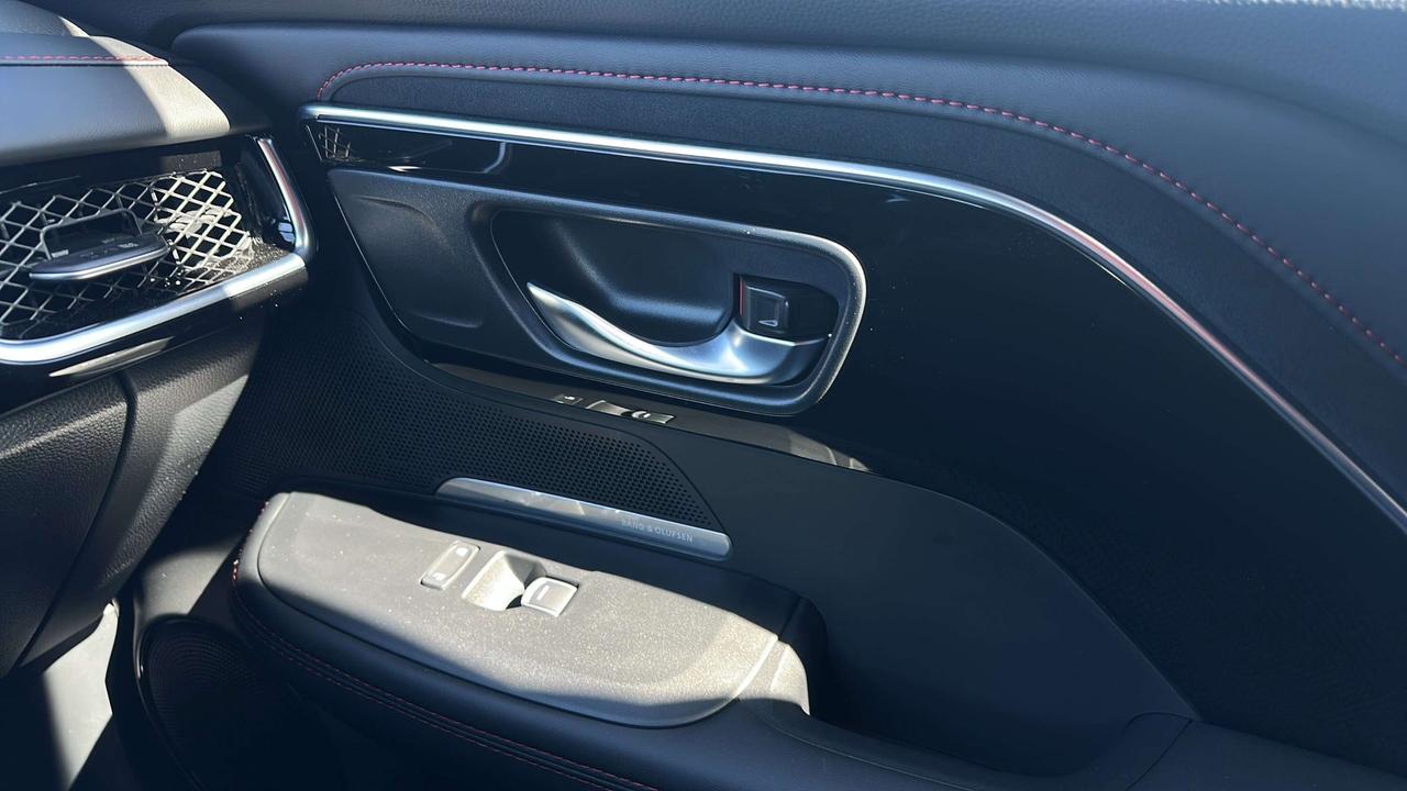 2026 Acura ADX Platinum Elite A-Spec Photo