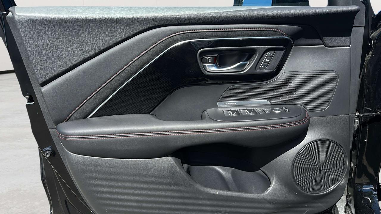 2026 Acura ADX Platinum Elite A-Spec Photo