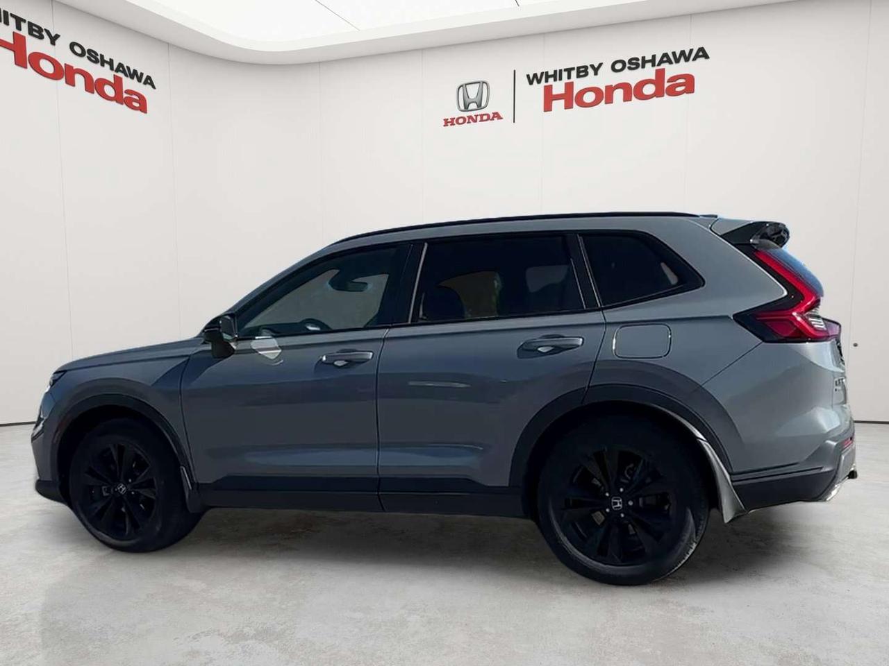 2026 Honda CR-V Touring Photo3
