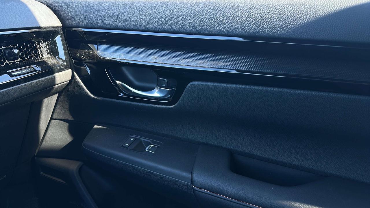 2026 Honda CR-V Touring Photo