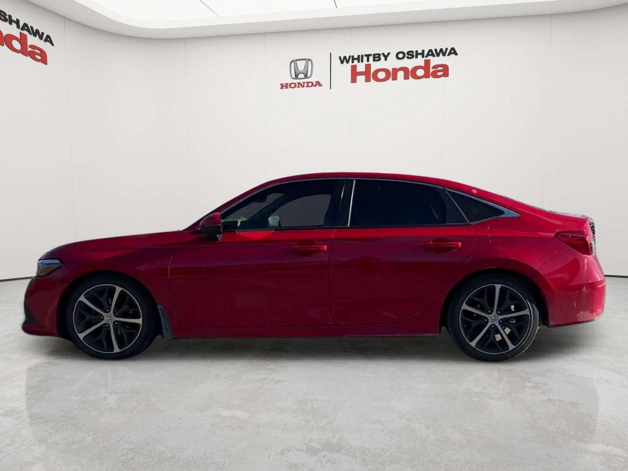 2022 Honda Civic Touring Photo2