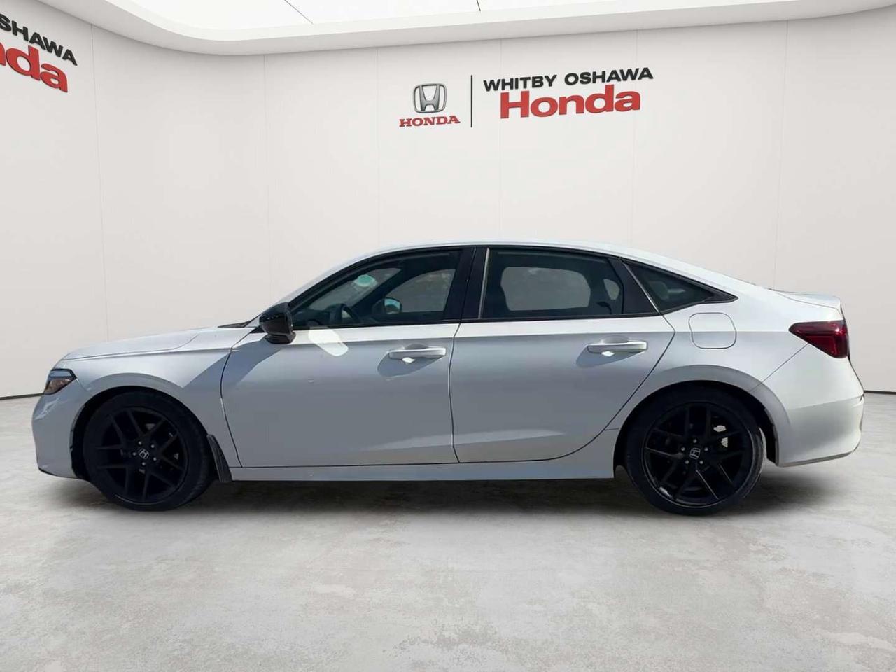 2025 Honda Civic Sport Photo2