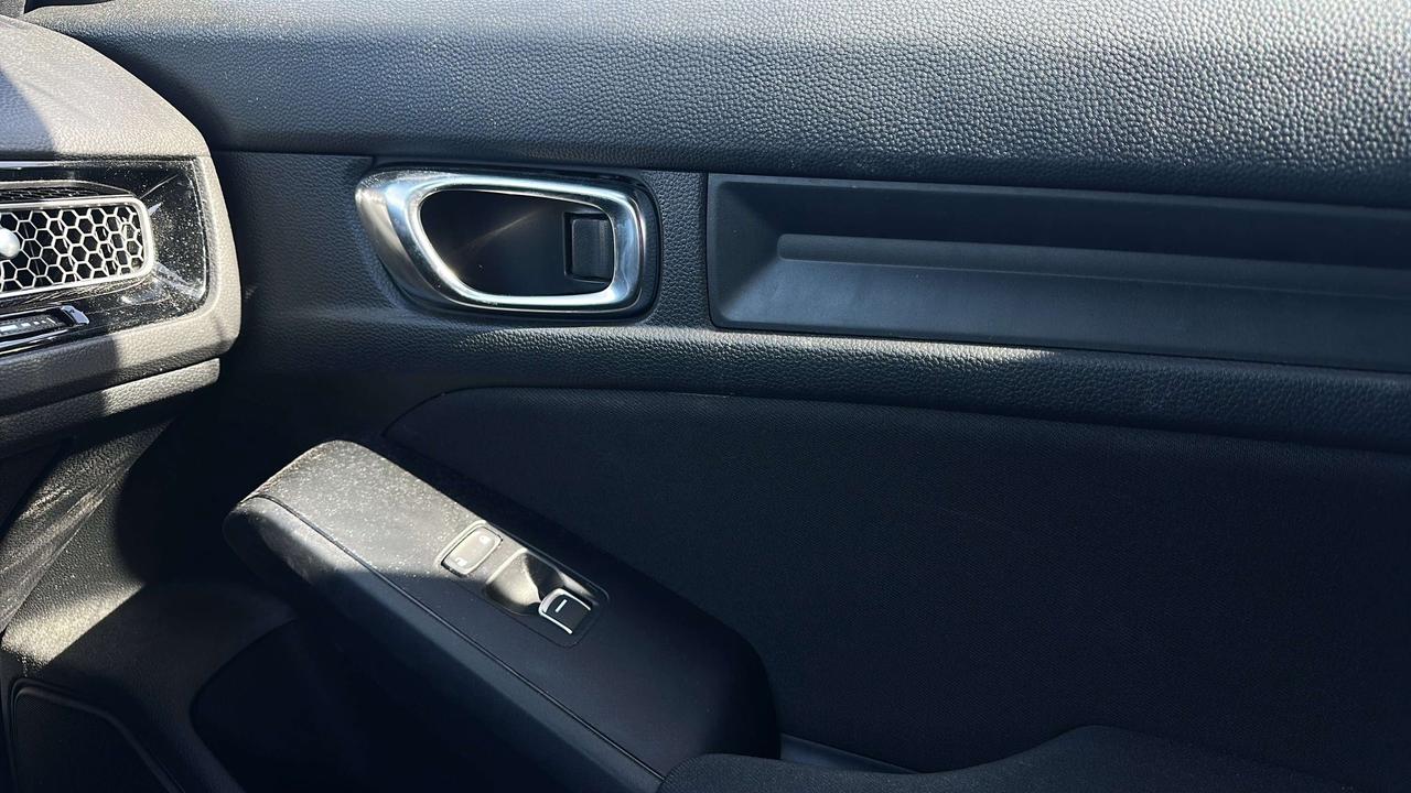 2025 Honda Civic Sport Photo