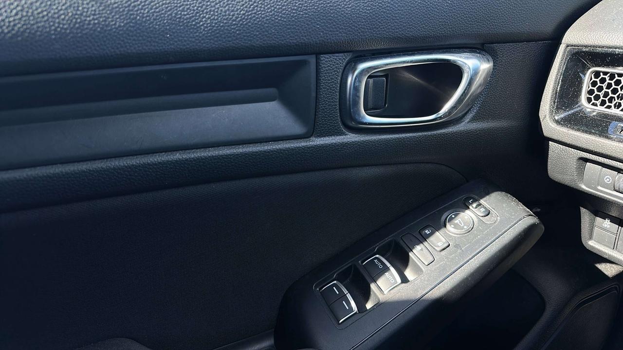 2025 Honda Civic Sport Photo