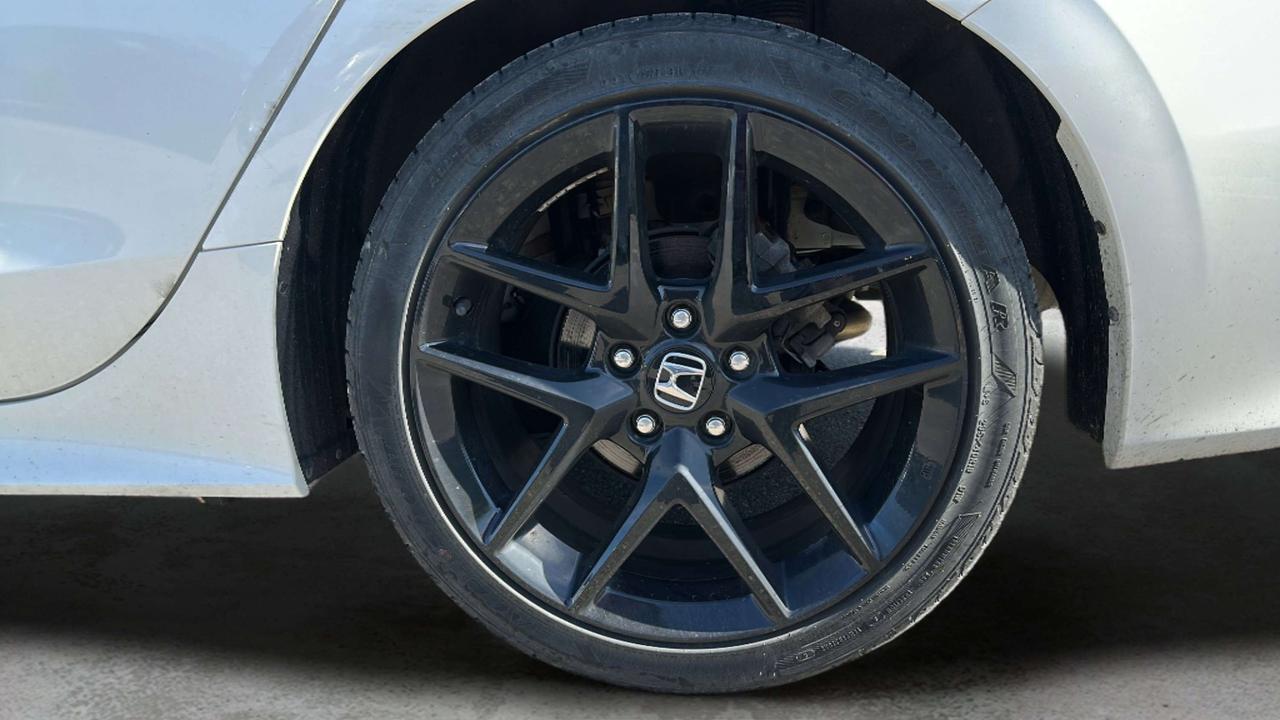 2025 Honda Civic Sport Photo