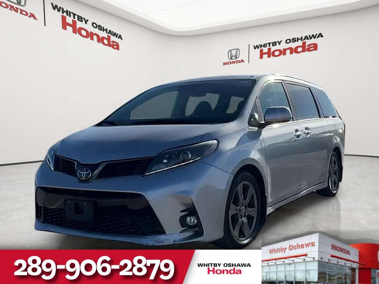 2020 Toyota Sienna SE Photo