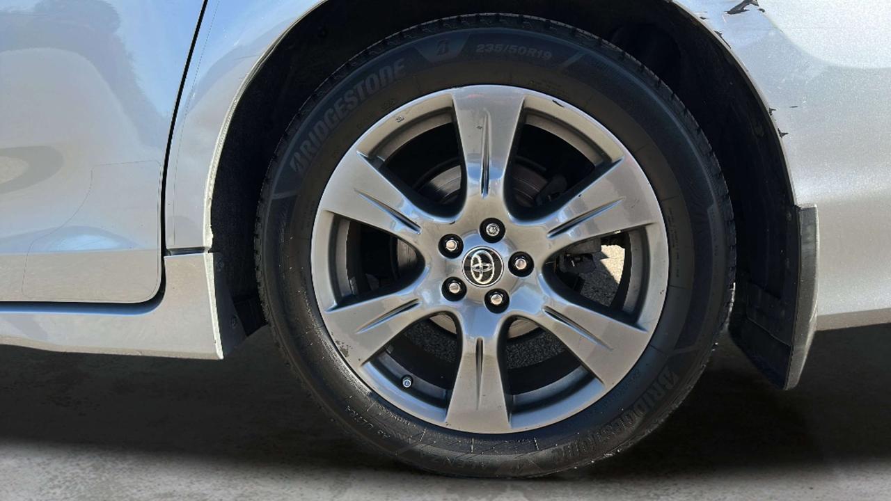 2020 Toyota Sienna SE Photo