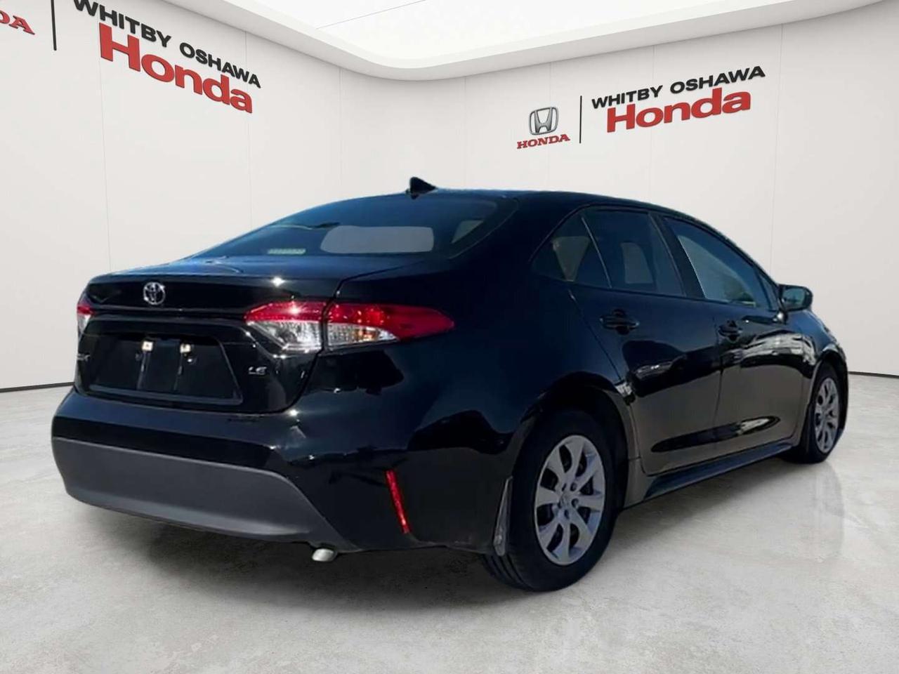 2024 Toyota Corolla LE Photo