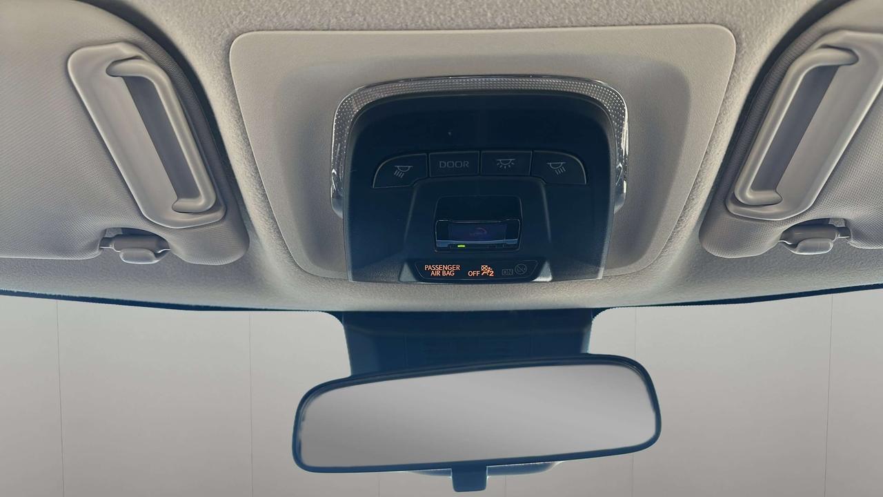 2024 Toyota Corolla LE Photo